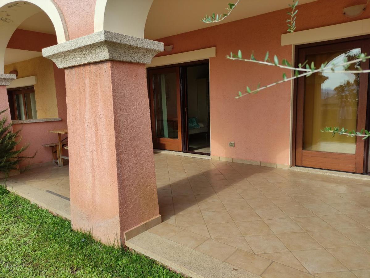Residence Cala Moresca 15 Golfo Aranci Exterior foto